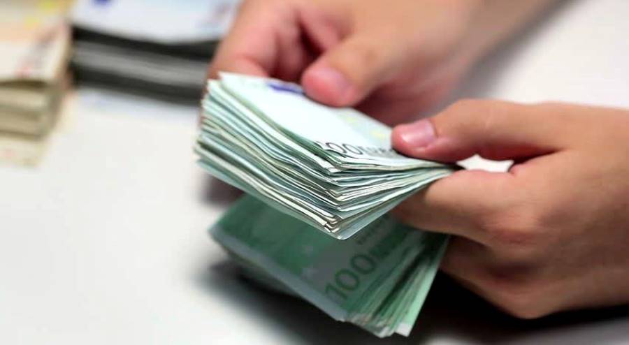 Thellohet skandali, del lista e numrave te telefonit te qytetareve